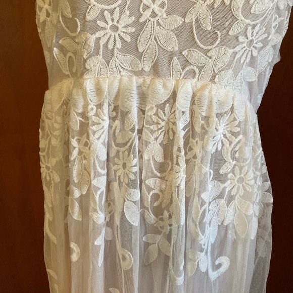 Sheer Floral Lace Maxi Dress with Spaghetti Straps - Picture 5 of 6